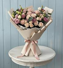 Букет цветов из:  Розы и Лизиантусы #REPLACE_PRED# Гороховце