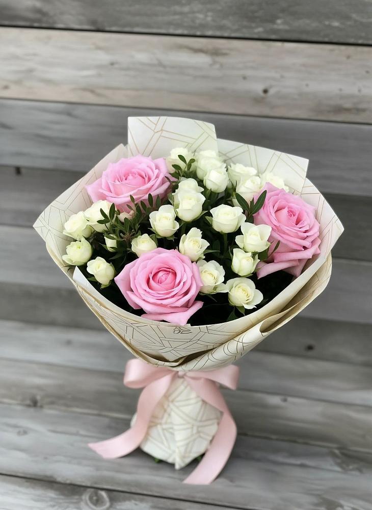 Букет цветов из: Розы в Гороховце