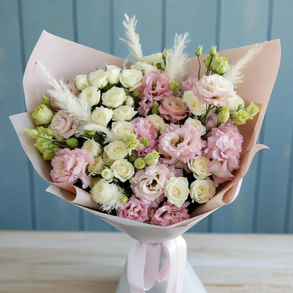 Букет цветов из: Альстромерии и Розы в Гороховце