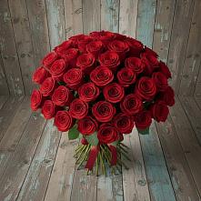 Букет 55 Красных роз Фридом #REPLACE_PRED# Гороховце