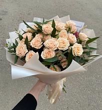 Букет Кремовые розы Латте в Гороховце