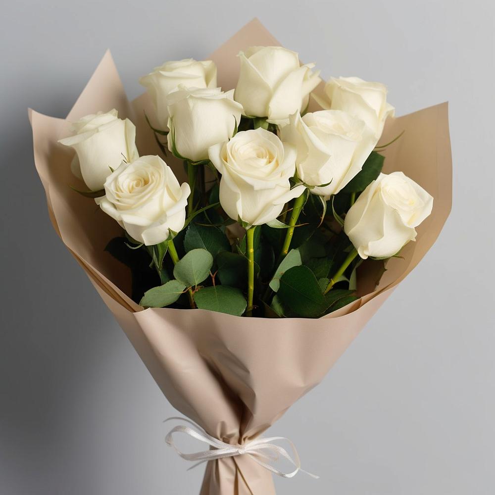 Букет 9 Белых роз Эдлесс Лав в Гороховце
