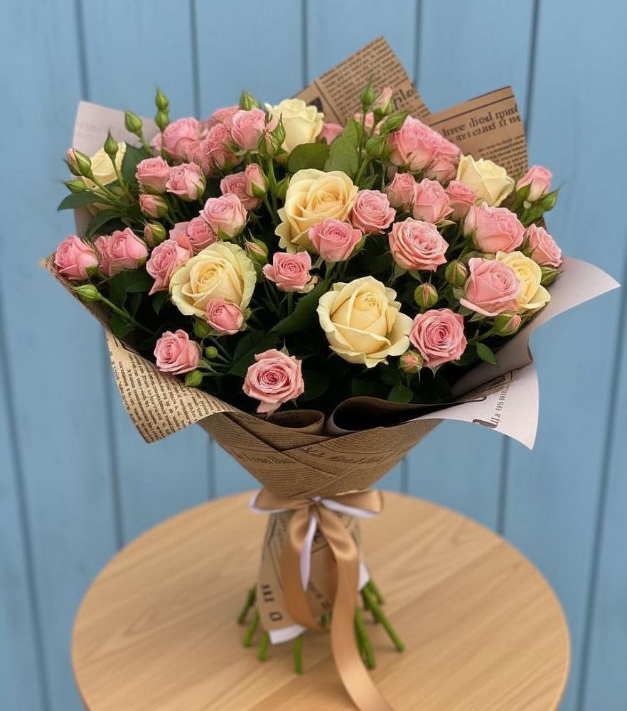 Букет цветов из: Розы в Гороховце