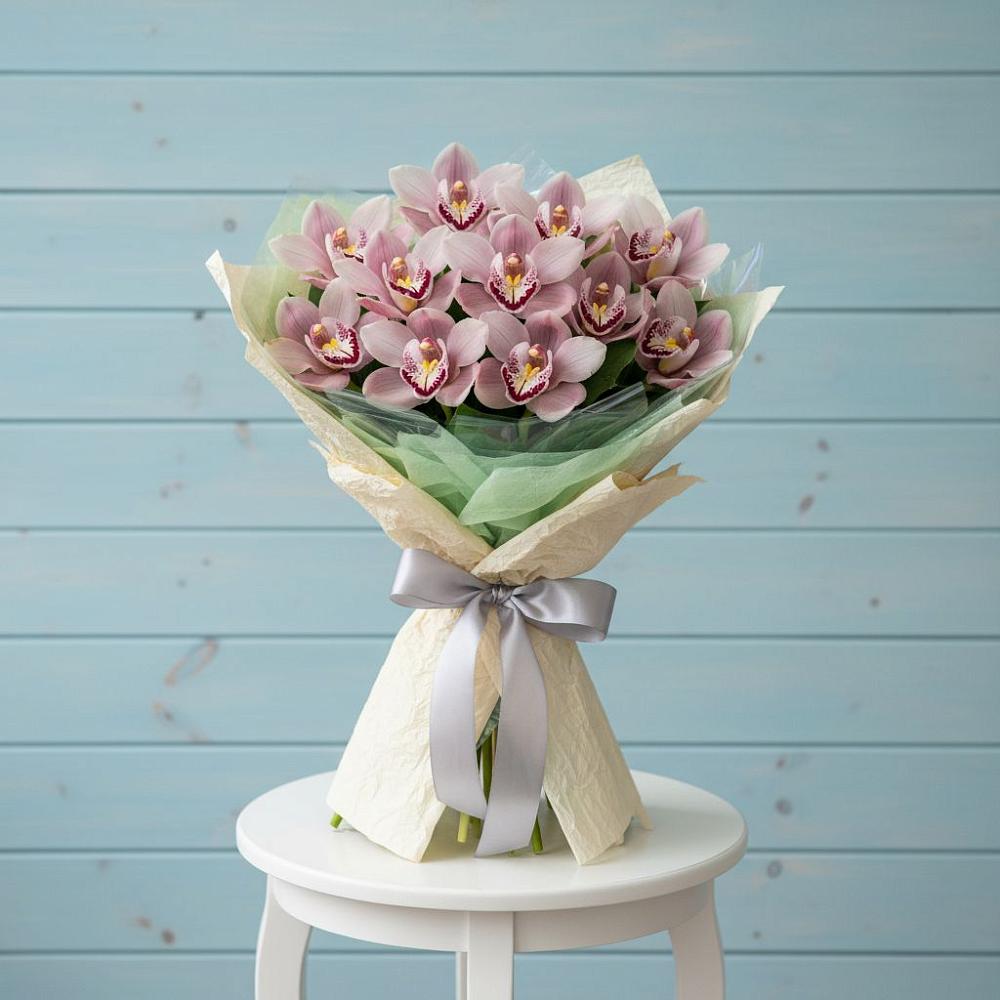 Букет цветов из: Орхидеи и Розы в Гороховце