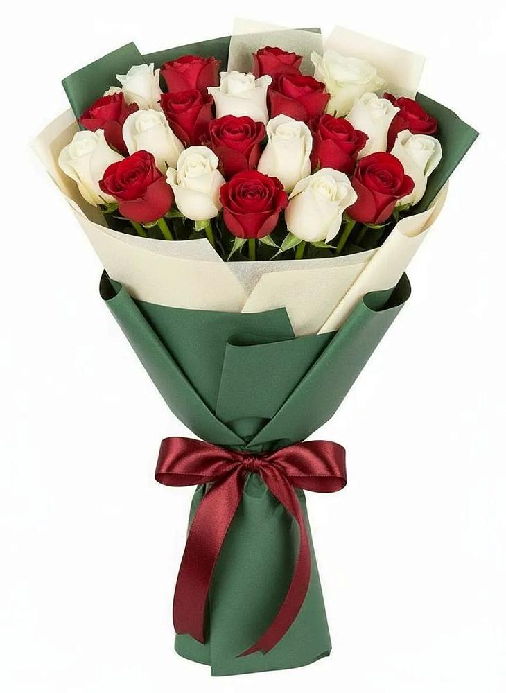 Букет Микс из красных и белых роз в Гороховце
