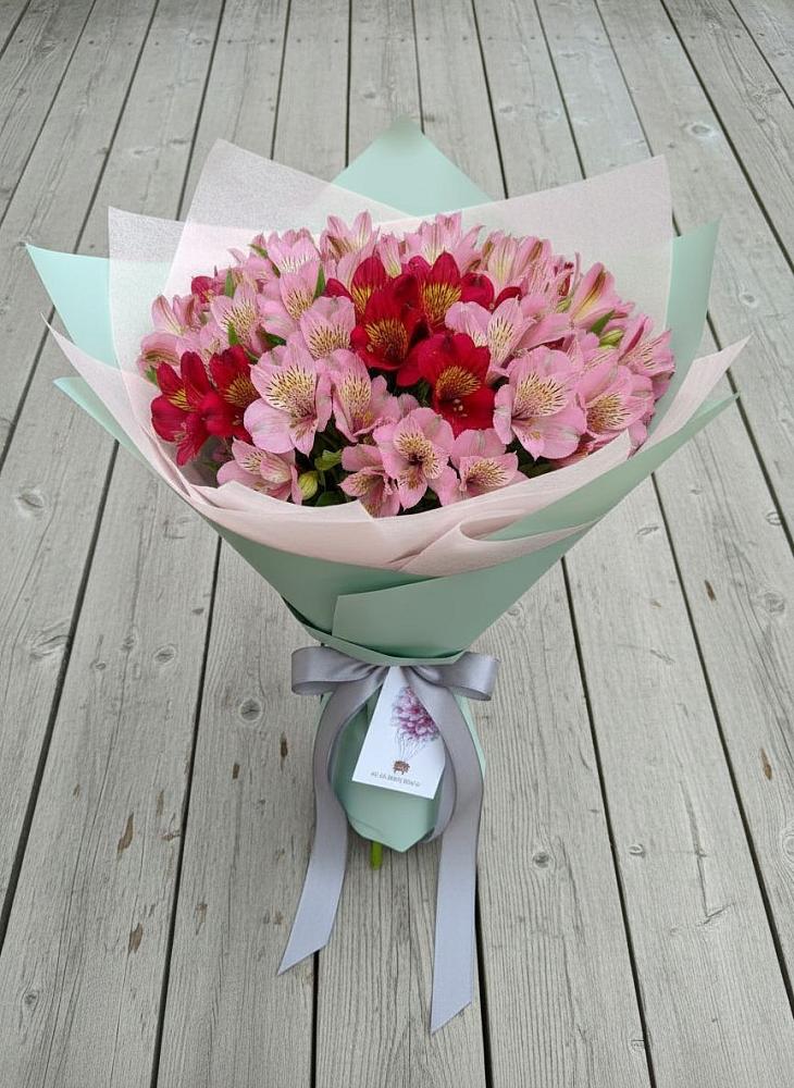 Букет цветов из: Альстромерии в Гороховце