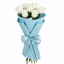 Букет 7 белых роз Проуд в Гороховце