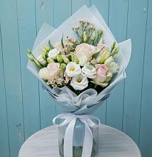 Букет цветов из:  Розы и Лизиантусы в Гороховце