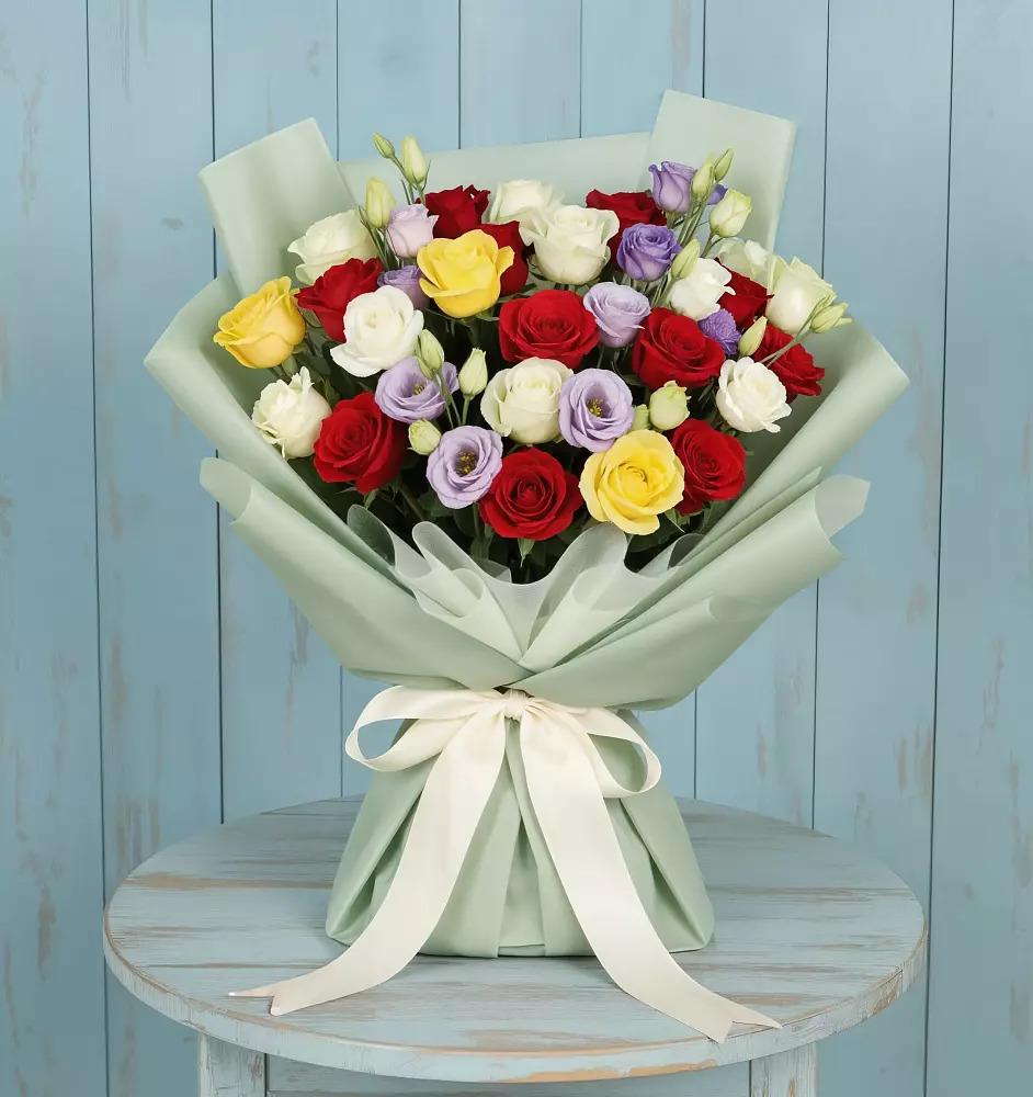 Букет цветов из: Розы в Гороховце