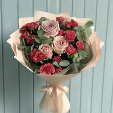 Букет цветов из:  Гвоздики и Розы в Гороховце