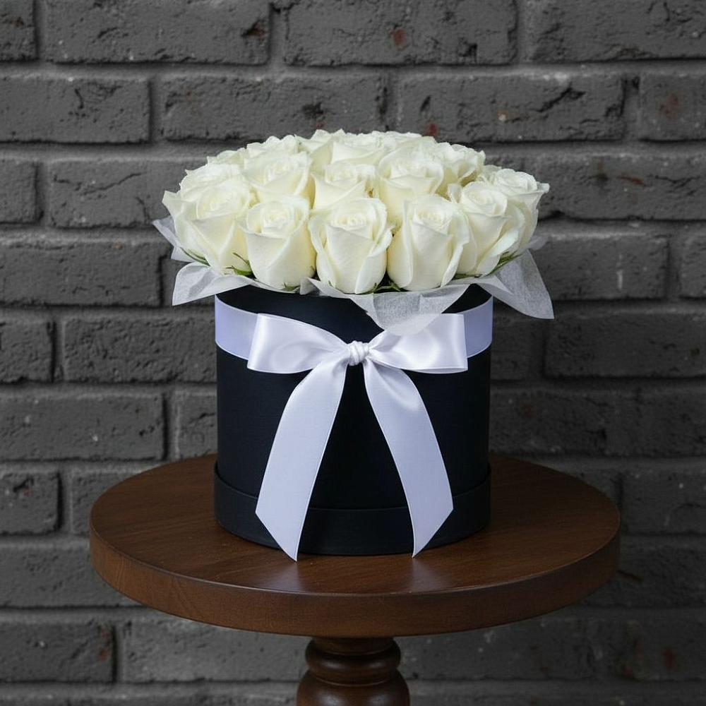 Цветочная композиция из Розы в шляпной коробке в Гороховце