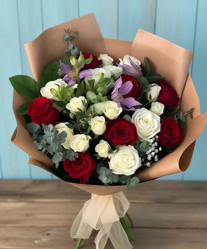 Букет цветов из: Розы и Альстромерии в Гороховце