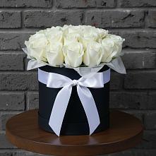 Цветочная композиция из Розы в шляпной коробке в Гороховце