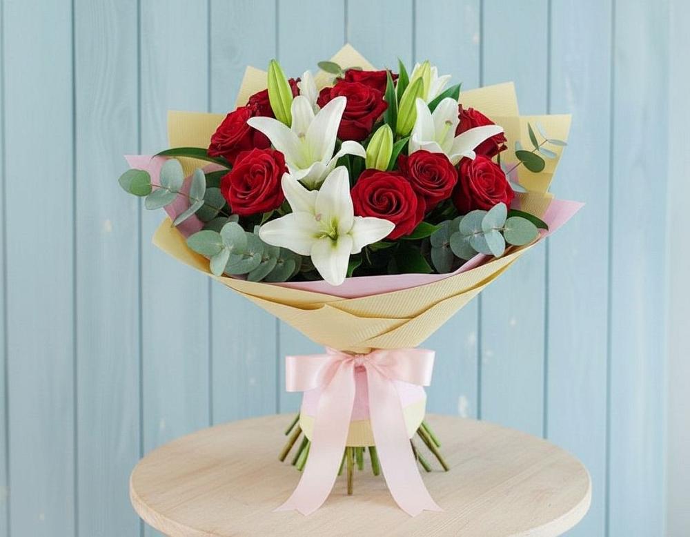 Букет цветов из: Лилии и Розы в Гороховце